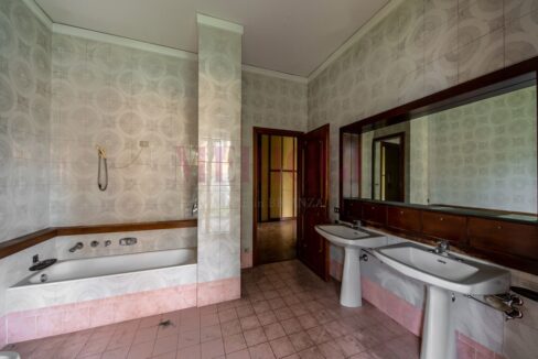 bagno - villa a seveso - meriggi