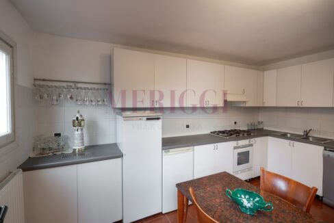 cucina - villa oliveto lario - vendita - meriggi