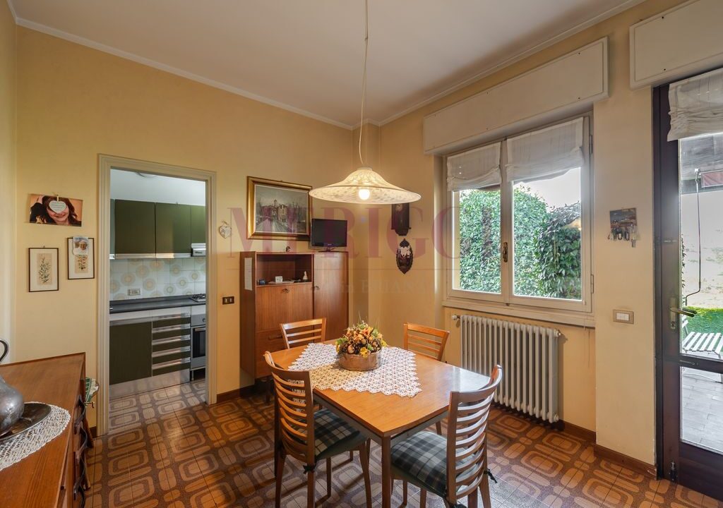 sala da pranzo e cucina - villa missaglia - vendita - meriggi