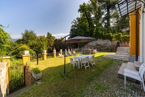 terrazza lato nord - villa Oggiono - vendita - Meriggi